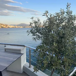 https://hotel-royal-saranda.albaniahotels.org
