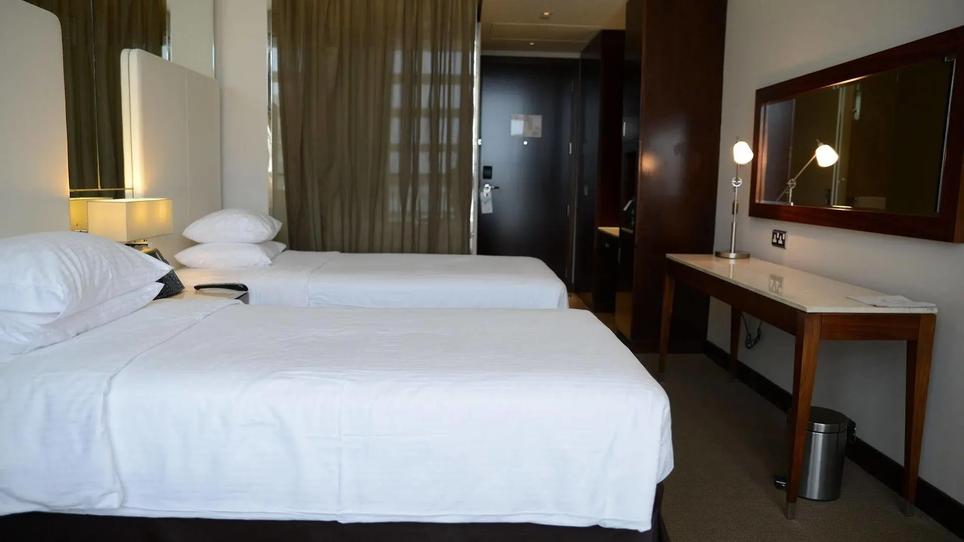 Centro Yas Island-By Rotana Otel Abu Dabi